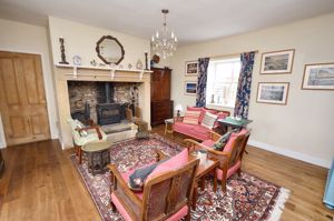 Lounge- click for photo gallery